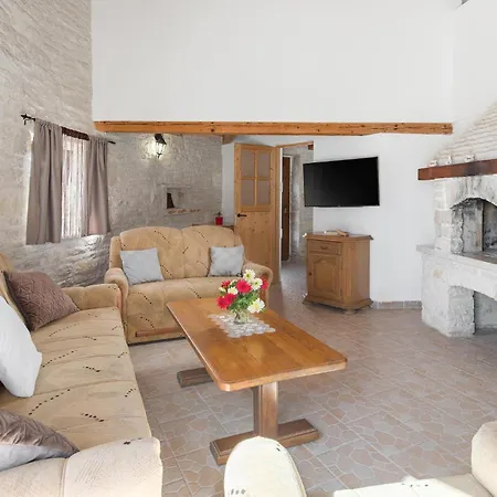Skicini With Fireplace 04 Casa de Férias Juršići